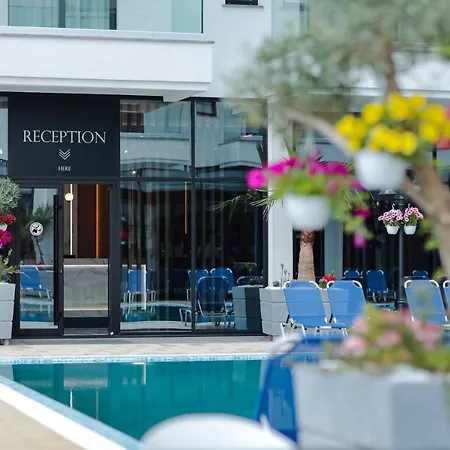 Tanushaj Beach Hotel Shëngjin