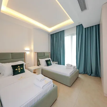 호텔 Tanushaj Beach 5*